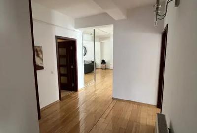 Apartament cu 3 camere decomandat în Republicii - 8