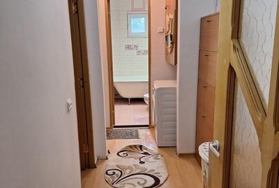 Apartament cu 3 camere semidecomandat în Central - 6