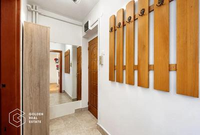 Apartament cu 3 camere semidecomandat în Podgoria