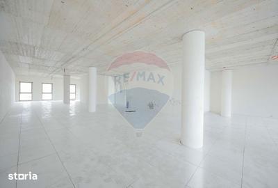 Spațiu comercial, de 561 mp, în Ultracentral - 3