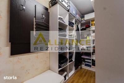 Casă cu 5 camere cu Teren 520 Mp în Berceni