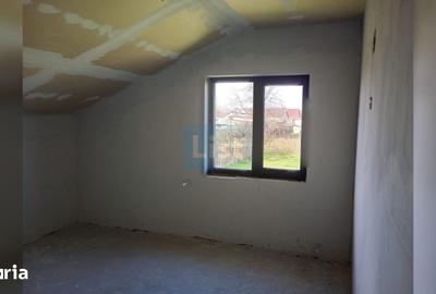 Casă cu 7 camere cu Teren 1004 Mp în Braniștea - 12