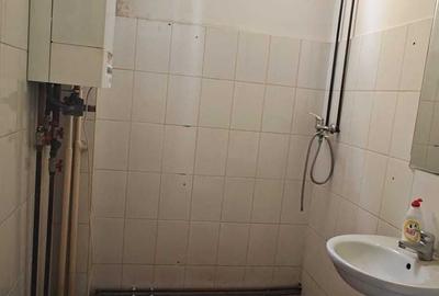 Spațiu comercial, de 88 mp, în Central - 7