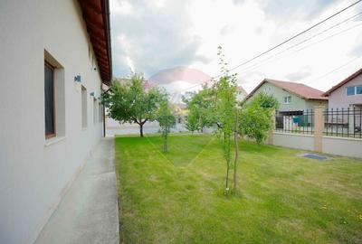 Casă individuală cu 7 camere cu Teren 600 Mp în Haieu - 11
