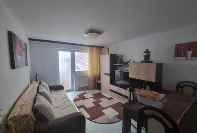 Apartament cu 2 camere decomandat în Exterior Vest