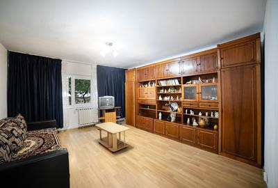 Apartament cu 2 camere decomandat în Rahova