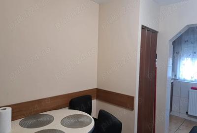 Inchiriez apartament 2 camere decomandat - 4