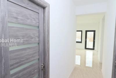 Casă cu 4 camere cu Teren 450 Mp în Cornu - 2