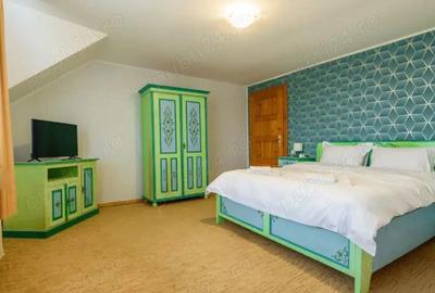 Casă cu 10 camere cu Teren 1860 Mp în Central - 11