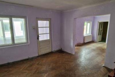 Casă cu 4 camere în Bereasca - 11