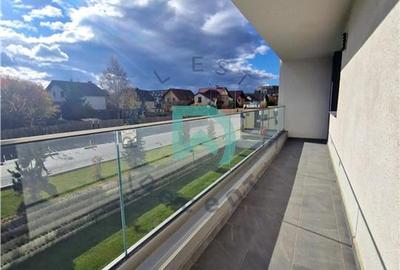 Apartament cu 3 camere decomandat în Tractorul - 6