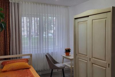 Apartament cu 3 camere semidecomandat în Central - 2