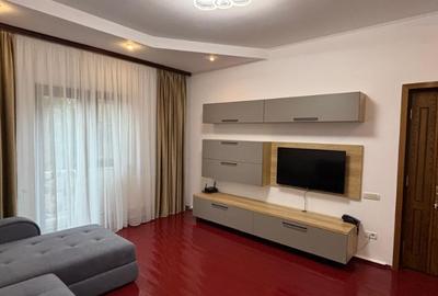 Apartament cu curte interioara privata ultracentral zona TOMISMALL - 1