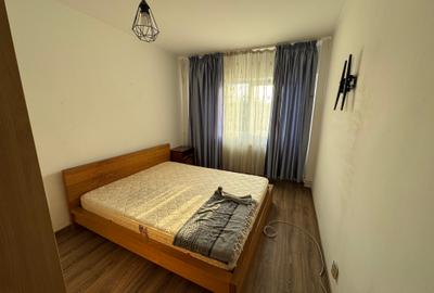 Inchiriere apartament 3 camere Drumul Sarii // Et. 4/4 // 97mp - 12