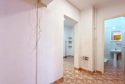 Apartament cu 3 camere decomandat în Tei - 20