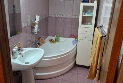 Apartament cu 4 camere decomandat, mobilat în Sebastian - 12