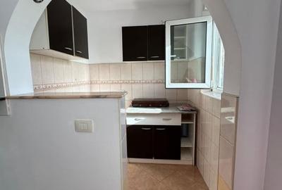 Apartament cu 2 camere semidecomandat, mobilat în Bahne