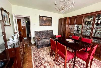 Apartament cu 3 camere decomandat în Central - 2