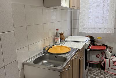Apartament cu 2 camere decomandat în Drumul Taberei