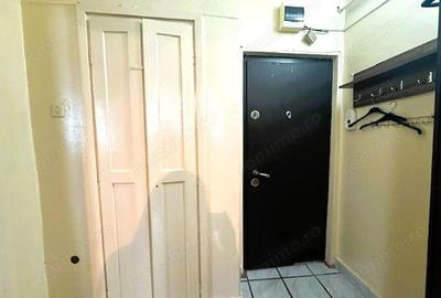 Apartament 2 camere etaj 2 zona centrala Str Pacii - 12