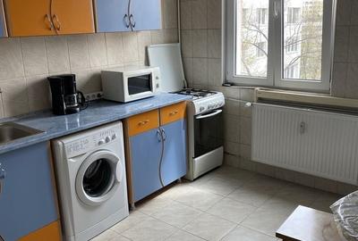 Apartament cu 2 camere decomandat în 1 Decembrie 1918