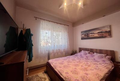 Apartament cu 3 camere semidecomandat, mobilat în Buziașului - 7