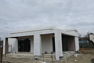 Casă cu 2 camere în Tăbărăști - 2