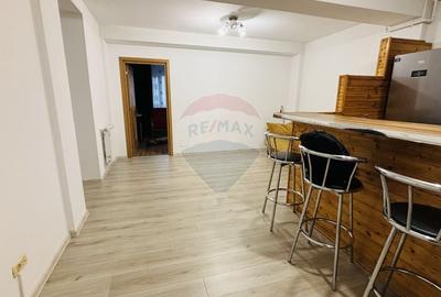 Apartament spatios de vanzare 2 camere EROILOR . VOLUNTARI A3 - 15