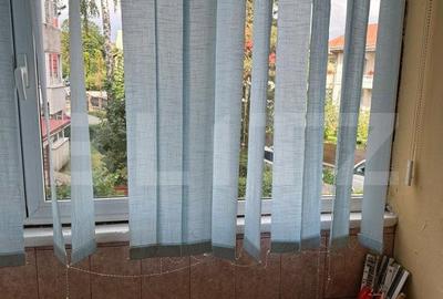 Apartament cu 4 camere semidecomandat, mobilat în Rădăuți