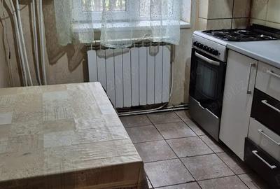 De vanzare apt 2 camere in Simeria - 3