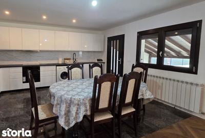 Casă cu 5 camere cu Teren 2867 Mp în Păunești - 20
