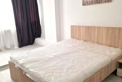 Apartament cu 3 camere, parter - zona Tiglina 2, CEC - 5