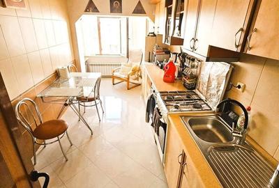 Apartament cu 3 camere în E3 - 7