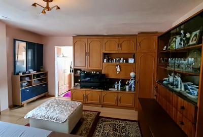 Casă individuală cu 2 camere cu Canalizare în Schei - 5