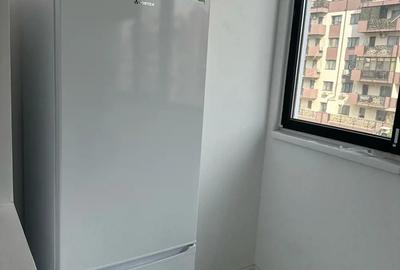 Inchiriez garsoniera Biruintei 81 Inchiriez garsoniera Biruintei 81 - 4