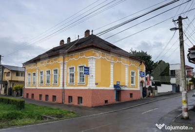 Casă cu 3 camere cu Teren 987 Mp în Central - 4