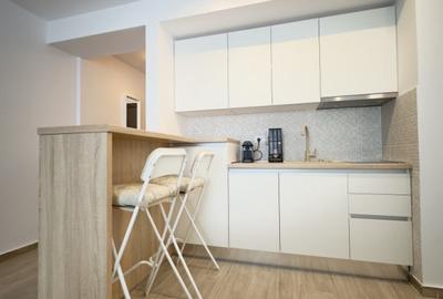 Garsonieră decomandată, mobilată în Mamaia-Sat - 4