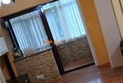 Apartament 2 camere de lux situat in cartierul Gara , et 1/4 Apartament 2 camere de lux situat in cartierul Gara , et 1/4 - 8