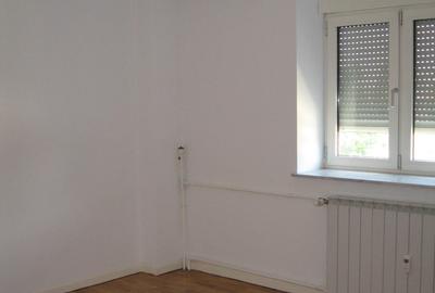 Apartament cu 3 camere semidecomandat în P-ța Dorobanți - 4