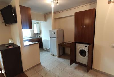 Garsonieră decomandată în Vitan - 3