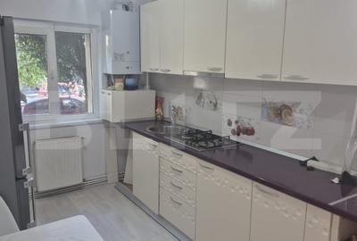 Apartament cu 3 camere, 2 bai | Racadau | Parter inalt | Mobilat & utilat