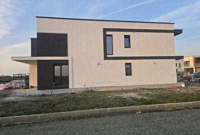 Casă cu 4 camere în Covaci - 4