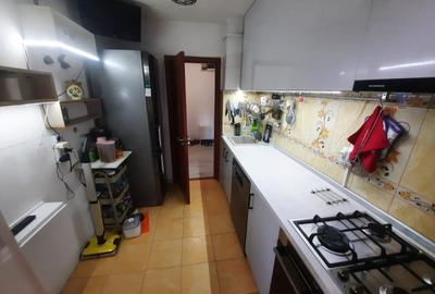 Apartament cu 2 camere, decomandat, zona Galata - 4