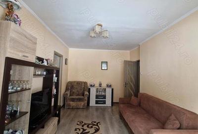 De vanzare apartament 2 camere semidecomandat Azuga De vanzare apartament 2 camere semidecomandat Azuga - 1