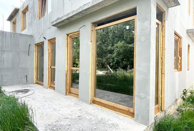 Duplex cu 5 camere cu Canalizare în Moșnița Nouă - 14