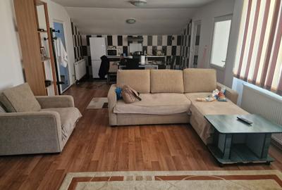 Casă cu 4 camere în Central - 4