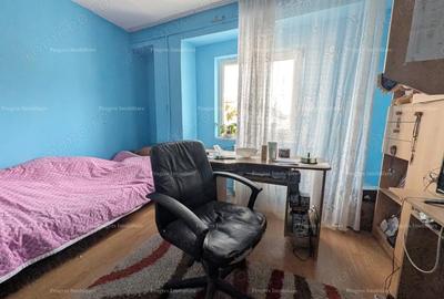 Apartament cu 2 camere decomandat în Dâmbovița