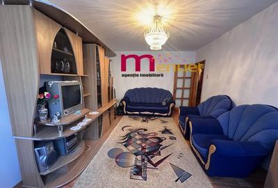 Apartament cu 3 camere decomandat în E3 - 4