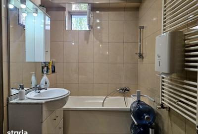 Casă cu 9 camere cu Teren 115 Mp în Primăverii - 7