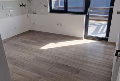 Casă cu 4 camere în Șerbănești - 2